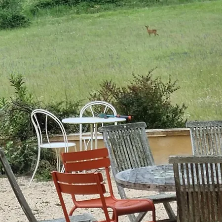 بيت للعطل Domaine Du Raysse *