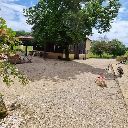 بيت للعطل Domaine Du Raysse *