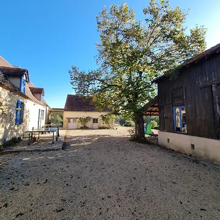 بيت للعطل Domaine Du Raysse *